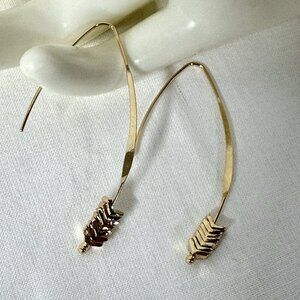 Gold Tone Chevron Dangle Drop Threader Earrings